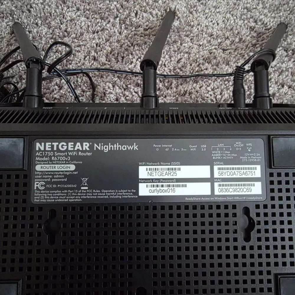 NETGEAR Nighthawk AC1750 Smart WiFi Router (Model: R6700v3) - Picture 2 of 3